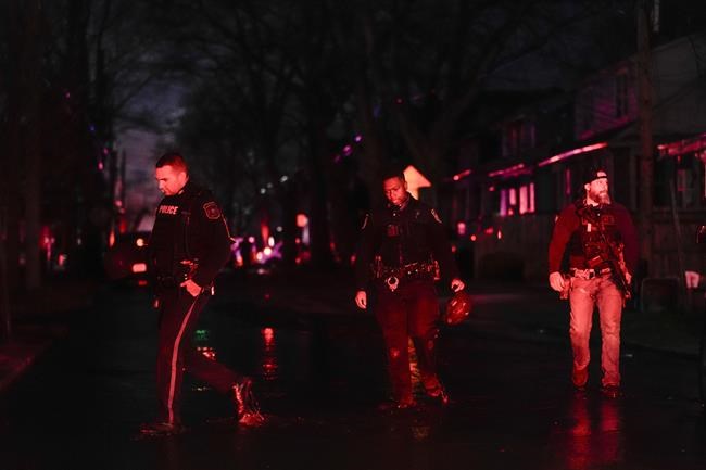 Gunshots and then a fire at a suburban Philadelphia home leave 2 officers wounded, 6 people missing | iNFOnews.ca Gunshots and then a fire at a suburban Philadelphia home leave 2 officers wounded, 6 people missing | iNFOnews.ca