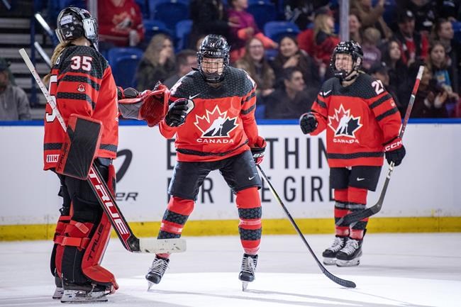 Renata Fast helps Canada down United States 4-2 in Rivalry Series | iNFOnews.ca Renata Fast helps Canada down United States 4-2 in Rivalry Series | iNFOnews.ca