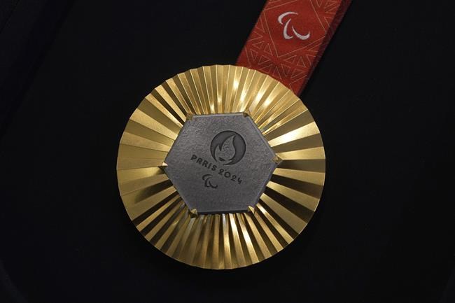 The Paris Olympics medals are made with pieces of the Eiffel Tower | iNFOnews.ca