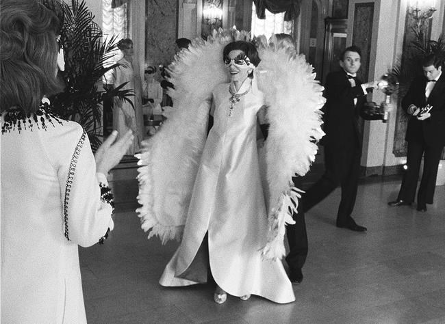 Dressing the high-society 'swans' in 'Feud' was an adventure in both authenticity and artistry | iNFOnews.ca