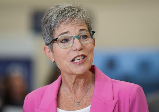 B.C. minister who resigned over Mideast comments received death threat, premier says | iNFOnews.ca