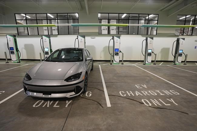 Higher price tag, repair costs could drive up insurance premiums for EVs, report says | iNFOnews.ca