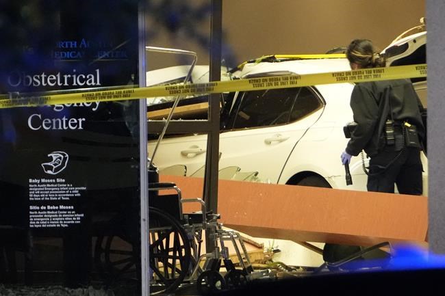 Texas emergency room's aquarium likely saved lives when car smashed through wall, doctor says | iNFOnews.ca