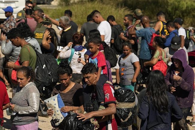 Migrant crossings at the US-Mexico border are down. What's behind the drop? | iNFOnews.ca Migrant crossings at the US-Mexico border are down. What's behind the drop? | iNFOnews.ca