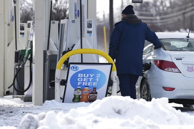 Consumer sentiment edges higher as economic growth accelerates and inflation fades | iNFOnews.ca