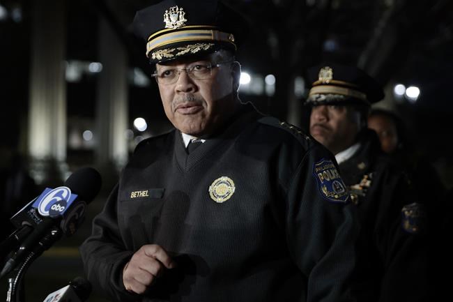 Philadelphia traffic stop ends in gunfire; driver fatally wounded, officer injured | iNFOnews.ca Philadelphia traffic stop ends in gunfire; driver fatally wounded, officer injured | iNFOnews.ca