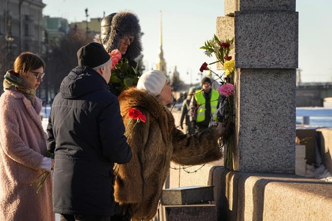 Over 300 detained in Russia as country mourns the death of Alexei Navalny, Putin's fiercest foe | iNFOnews.ca Over 300 detained in Russia as country mourns the death of Alexei Navalny, Putin's fiercest foe | iNFOnews.ca