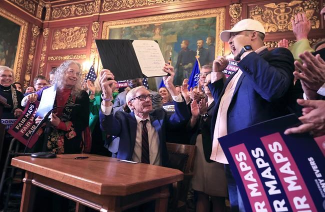 Wisconsin’s Democratic governor signs his new legislative maps into law after Republicans pass them | iNFOnews.ca