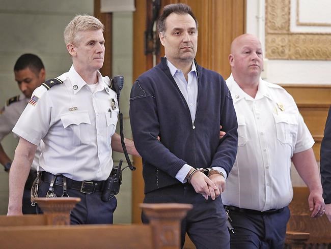 Man accused of killing wife sentenced in separate case involving sale of fake Andy Warhol paintings | iNFOnews.ca