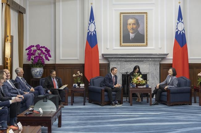 US Congress members praise Taiwan's democracy in a visit that's certain to draw China's scrutiny | iNFOnews.ca US Congress members praise Taiwan's democracy in a visit that's certain to draw China's scrutiny | iNFOnews.ca