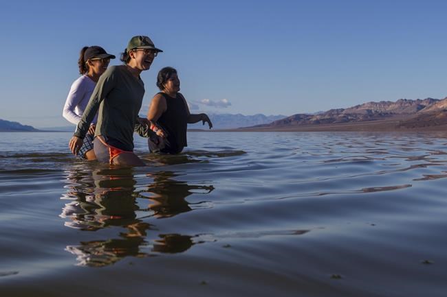 Kayakers paddle in Death Valley after rains replenish lake in one of Earth's driest spots | iNFOnews.ca