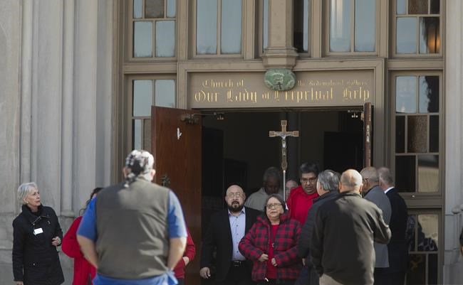 Hundreds attend funeral mass for the woman killed during a celebration of Chiefs’ Super Bowl win | iNFOnews.ca