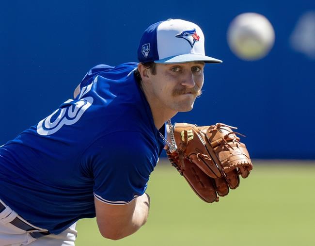 Toronto Blue Jays fall 14-13 to Philadelphia Phillies in spring training opener | iNFOnews.ca