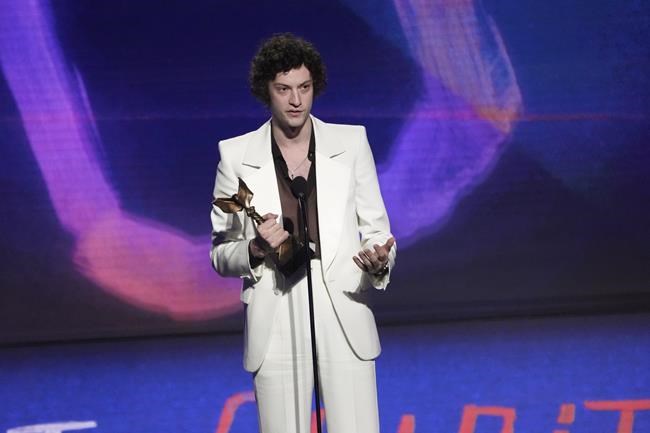 'Past Lives,' 'American Fiction' and 'The Holdovers' are big winners at Independent Spirit Awards | iNFOnews.ca