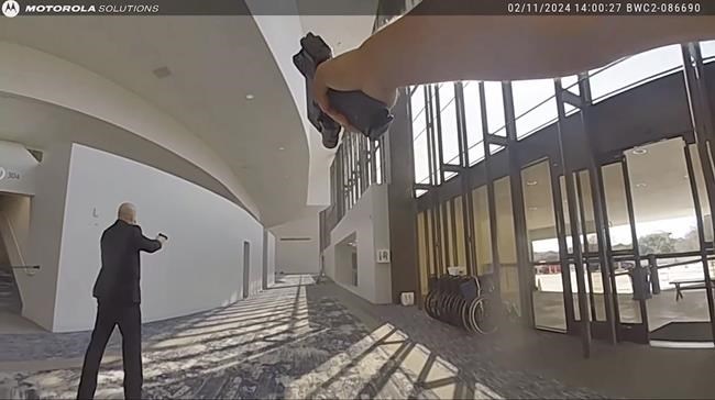 Barrage of gunfire as officers stop shooter at Joel Osteen's megachurch, newly released video shows | iNFOnews.ca Barrage of gunfire as officers stop shooter at Joel Osteen's megachurch, newly released video shows | iNFOnews.ca