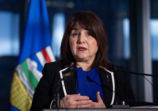 'Not consulted': Alberta health minister questions Ottawa's national pharmacare plan | iNFOnews.ca