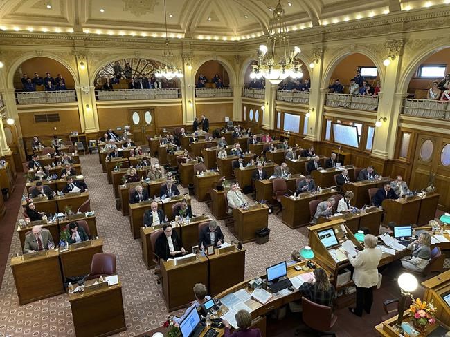 South Dakota voters asked to approve work requirement for Medicaid expansion | iNFOnews.ca