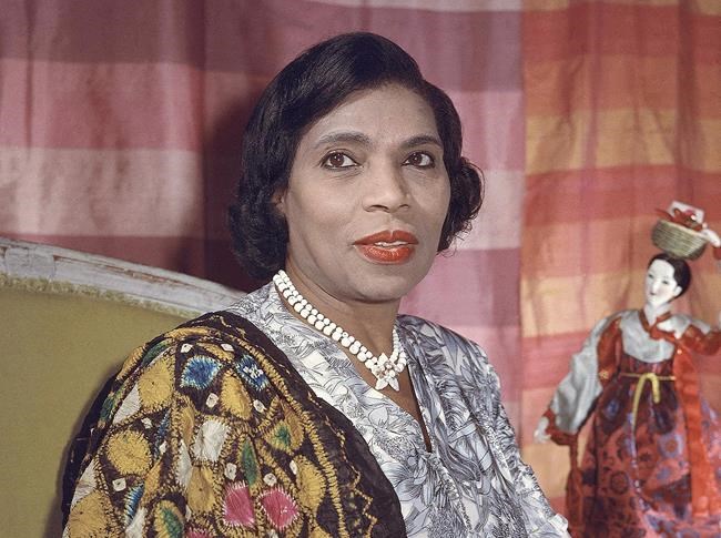 Philadelphia Orchestra's home renamed Marian Anderson Hall as Verizon name comes off | iNFOnews.ca Philadelphia Orchestra's home renamed Marian Anderson Hall as Verizon name comes off | iNFOnews.ca
