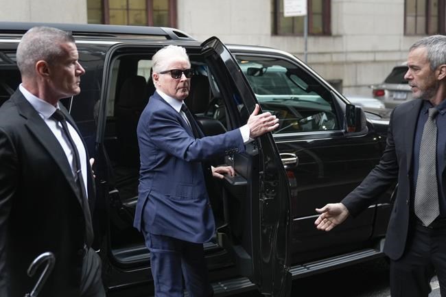 Don Henley wraps up testimony in Eagles lyric sheets case, saying they were his property | iNFOnews.ca Don Henley wraps up testimony in Eagles lyric sheets case, saying they were his property | iNFOnews.ca