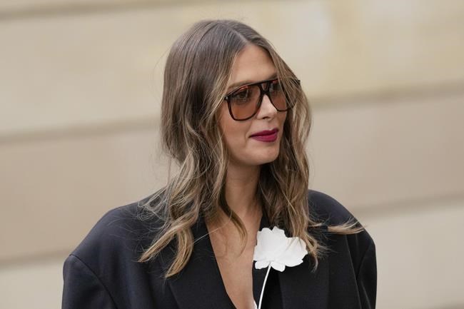 Paris Fashion Week: Valentino puts on opulent study in black, as McGirr unveils McQueen debut | iNFOnews.ca Paris Fashion Week: Valentino puts on opulent study in black, as McGirr unveils McQueen debut | iNFOnews.ca