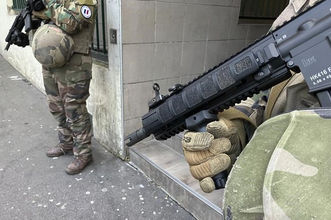 French police hunt an assailant who attacked a man leaving a Paris synagogue | iNFOnews.ca French police hunt an assailant who attacked a man leaving a Paris synagogue | iNFOnews.ca