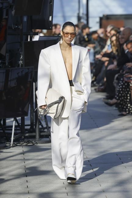 Stella McCartney says sustainability doesn't have to sacrifice luxury in Beatles-filled Paris runway | iNFOnews.ca