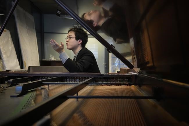 Chopin lovers can't meet their hero, but this pianist got to do the next best thing | iNFOnews.ca Chopin lovers can't meet their hero, but this pianist got to do the next best thing | iNFOnews.ca