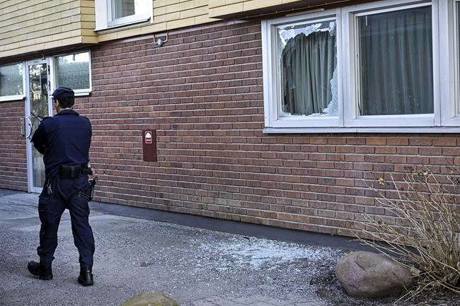 Swedish security service says 4 people arrested on suspicion of preparing 'terrorist offenses' | iNFOnews.ca Swedish security service says 4 people arrested on suspicion of preparing 'terrorist offenses' | iNFOnews.ca