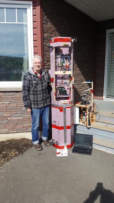 New Brunswick volunteers build flying telescope to see total eclipse above the clouds | iNFOnews.ca