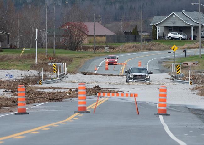 Rising water: Quebec lender ending new mortgages in flood zones 'just the beginning' | iNFOnews.ca Rising water: Quebec lender ending new mortgages in flood zones 'just the beginning' | iNFOnews.ca