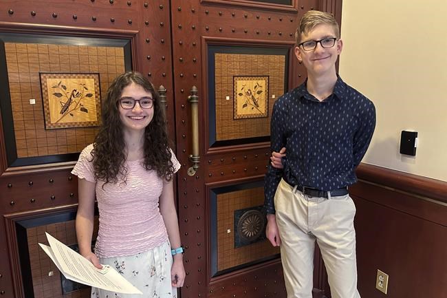 Students lobby to dethrone Connecticut's state insect, the voraciously predatory praying mantis | iNFOnews.ca