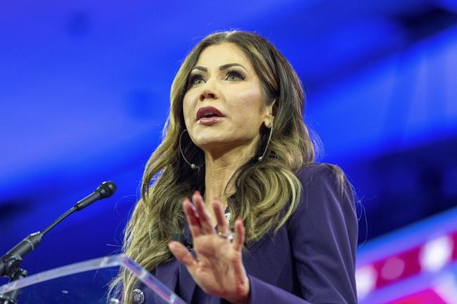 South Dakota gov. promotes work on her teeth by Texas dentist in infomercial-style social media post | iNFOnews.ca South Dakota gov. promotes work on her teeth by Texas dentist in infomercial-style social media post | iNFOnews.ca