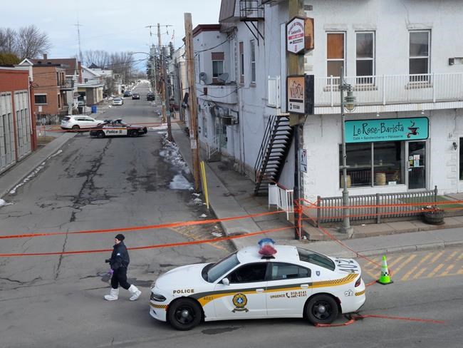 'Stay with us': Quebec coroner's inquest in officer's death hears from colleagues | iNFOnews.ca 'Stay with us': Quebec coroner's inquest in officer's death hears from colleagues | iNFOnews.ca
