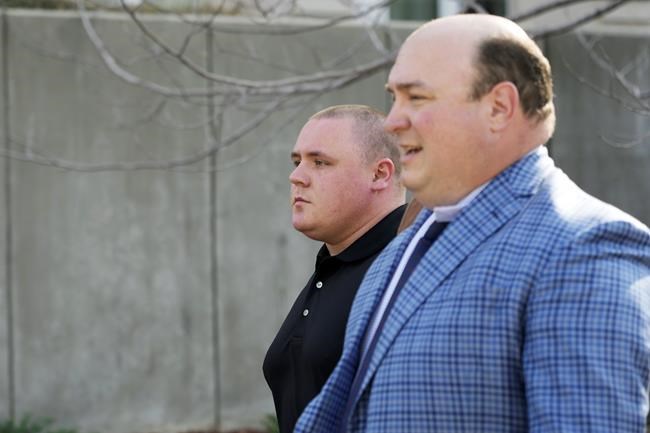 Mississippi ex-police officer pleads guilty after making man lick urine off jail floor | iNFOnews.ca