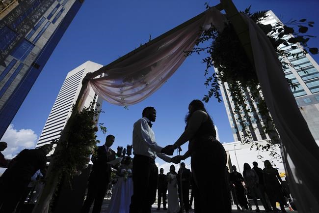 Marriages in the US are back to pre-pandemic levels, CDC says | iNFOnews.ca