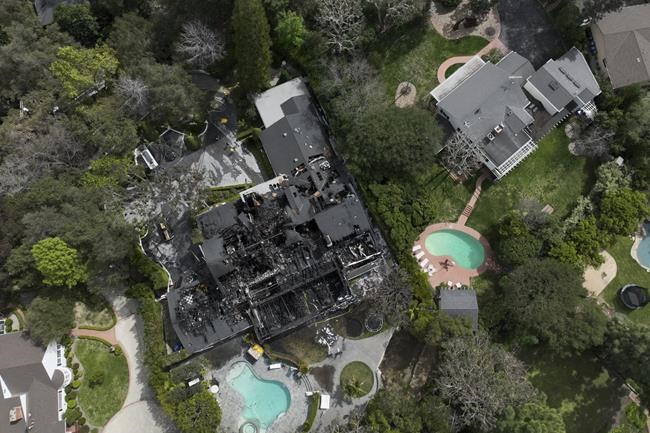 Model and actor Cara Delevingne's Los Angeles home is destroyed in fire | iNFOnews.ca Model and actor Cara Delevingne's Los Angeles home is destroyed in fire | iNFOnews.ca