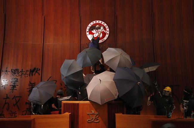Hong Kong jails 12 people over the storming of the legislature in 2019 protests | iNFOnews.ca Hong Kong jails 12 people over the storming of the legislature in 2019 protests | iNFOnews.ca