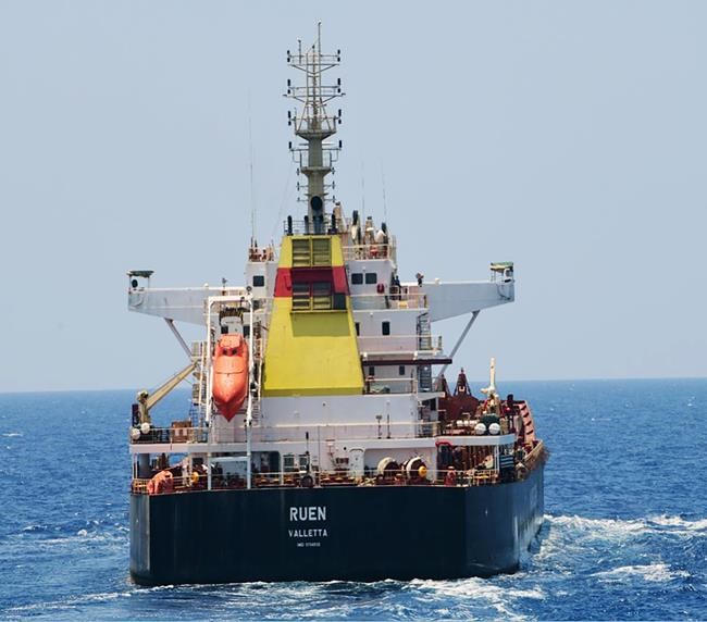 India's navy takes control of bulk carrier hijacked by Somali pirates and evacuates crew | iNFOnews.ca India's navy takes control of bulk carrier hijacked by Somali pirates and evacuates crew | iNFOnews.ca