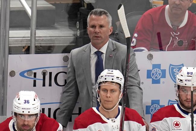 Canadiens head coach St. Louis takes indefinite leave for family reasons | iNFOnews.ca