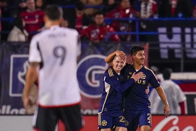 Whitecaps score three first-half goals to dump Dallas 3-1 | iNFOnews.ca