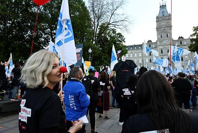 Major Quebec nurses union reaches agreement with province for five-year-contract | iNFOnews.ca Major Quebec nurses union reaches agreement with province for five-year-contract | iNFOnews.ca