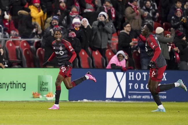 Toronto FC defeats Atlanta 2-0 but victory could be costly with Insigne injured | iNFOnews.ca