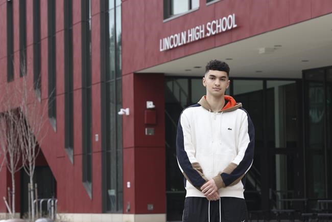 Should college essays touch on race? Some feel the affirmative action ruling leaves them no choice | iNFOnews.ca