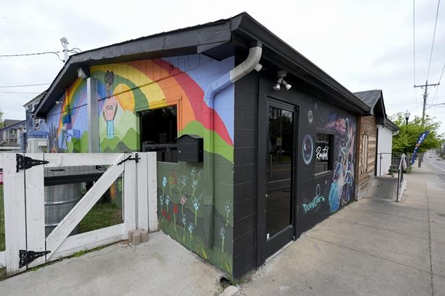 Easter Sunday shooting in Nashville restaurant kills 1 man and injures 5 others | iNFOnews.ca