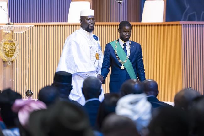 Senegal swears in Africa's youngest elected leader as president in a dramatic prison-to-palace rise | iNFOnews.ca