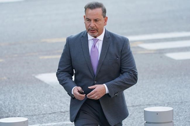Jurors to begin deliberating in case against former DEA agent accused of taking bribes from Mafia | iNFOnews.ca