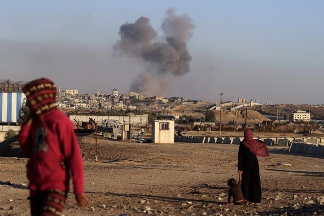 The Latest | Israel forces block Gaza's Rafah border crossing. UN says it's running out of fuel | iNFOnews.ca