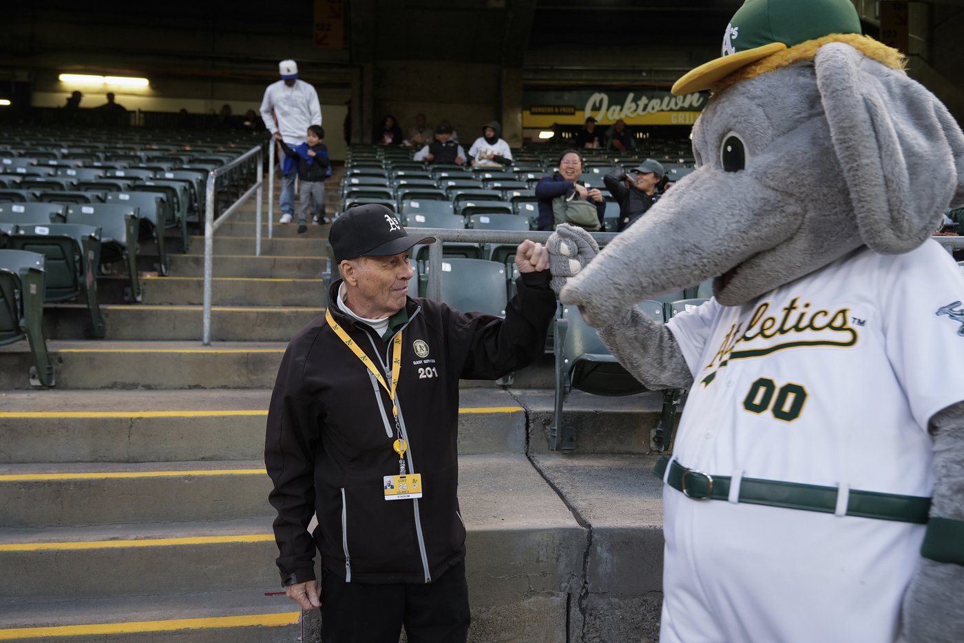 Coliseum employees who became familiar faces brace for what's next as A's move to Sacramento | iNFOnews.ca