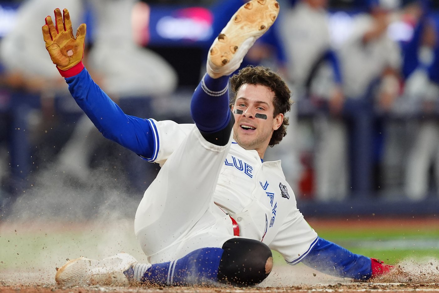 Photo Gallery: Dodgers beat Jays 5-4 to win World Series | iNFOnews.ca