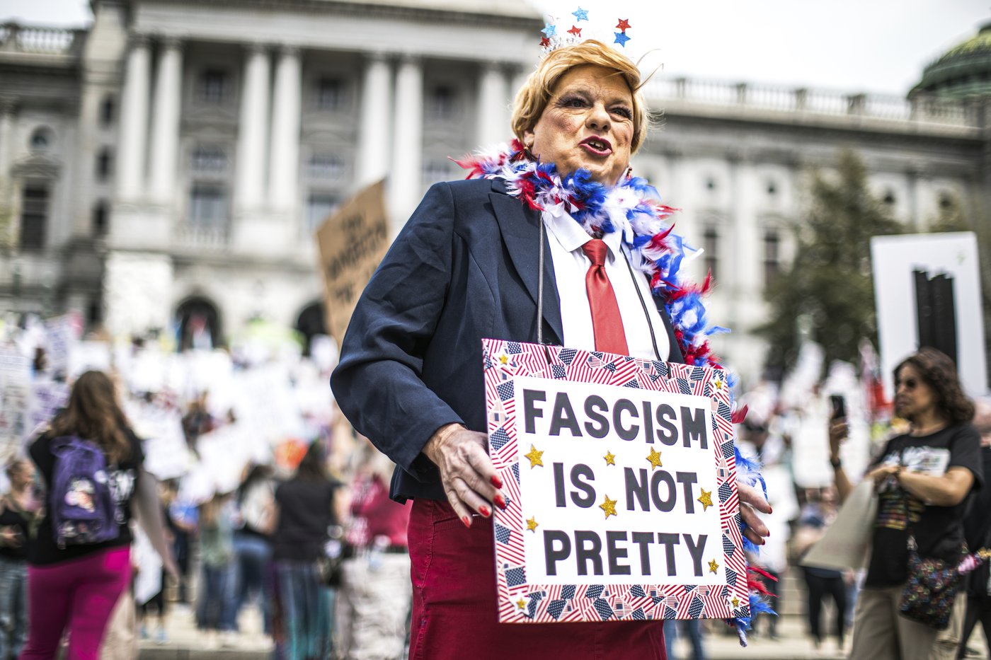 PHOTO COLLECTION: Anti-Trump "Hands Off" Protests | iNFOnews.ca
